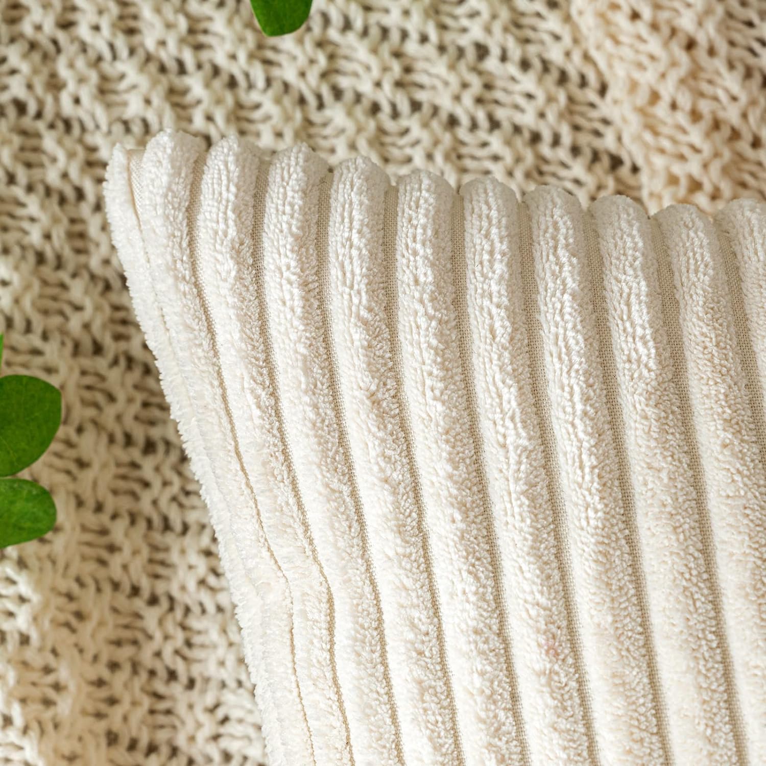 Sierkussenslopen Corduroy Deco - Pillow Insert 18X18 recensie en prijs